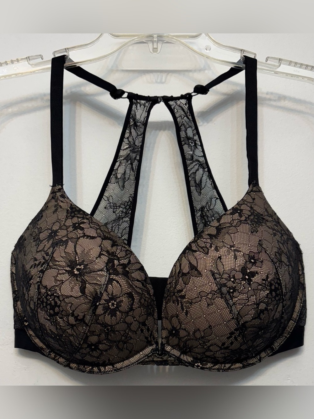 Victoria’s Secret Nude W/ Black Lace Racerback Plunge Very Sexy Push Up Bra 34DD